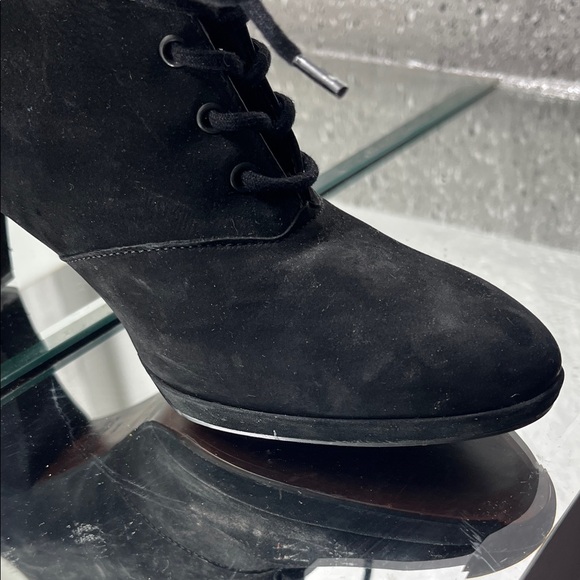 Vintage Y2K MIA Women's Black Velvet/Suede Lace Up Grannycore Ankle Boots Size 8 - Picture 15 of 16